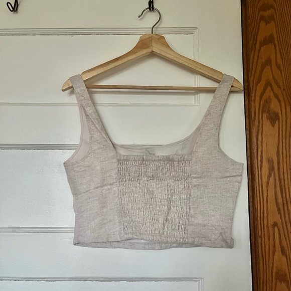 NWT Banana Republic Linen crop top | Size 2 - Picture 2 of 4